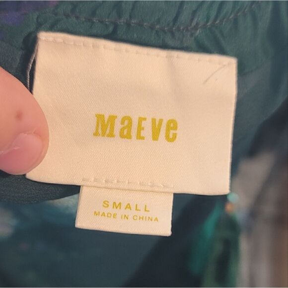 MAEVE Silk Cold Shoulder Top - Picture 9 of 10